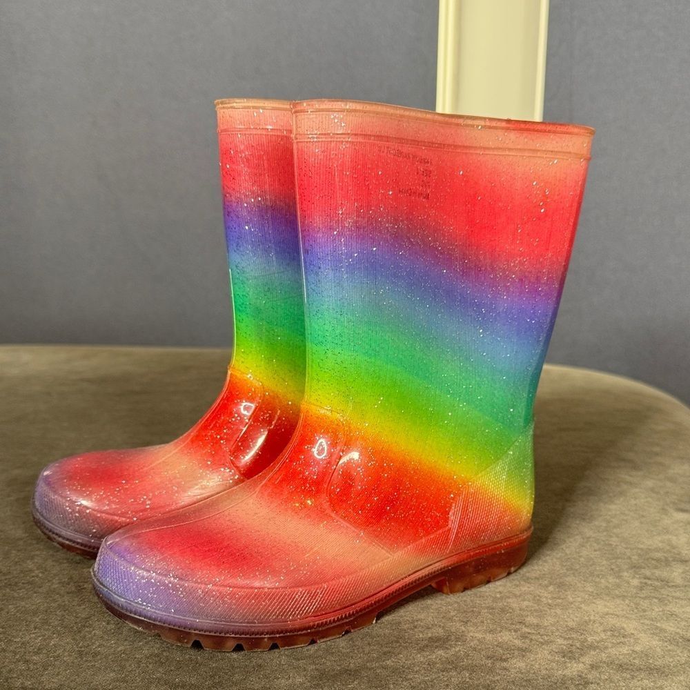 Olive & Edie Girls Rainbow Glitter Multi Color Rain boots Size 2
